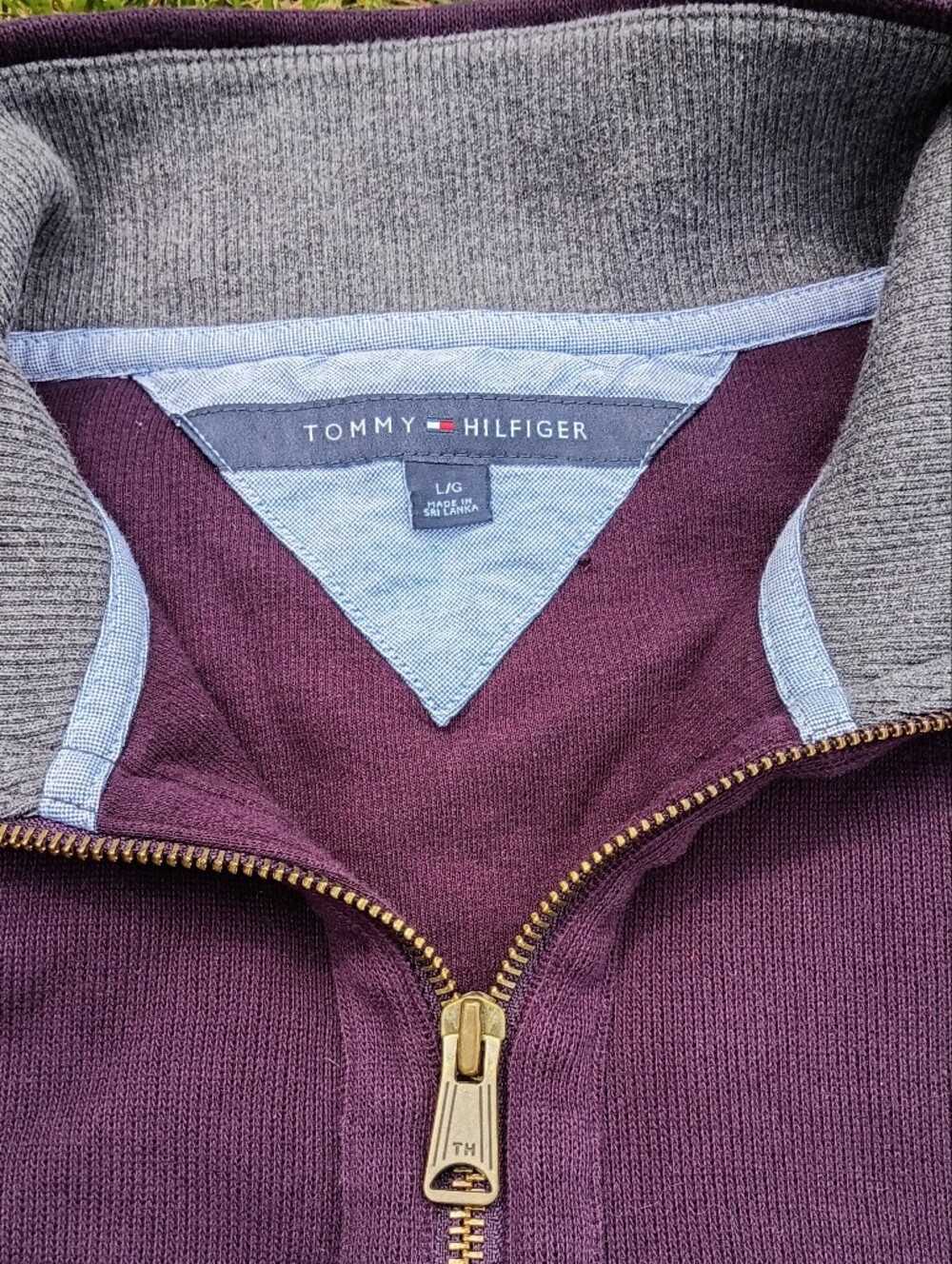 Tommy Hilfiger Burgundy Quarter Zip Mock Neck Sweatshirt Preppy Classic Large - Picture 2 of 14